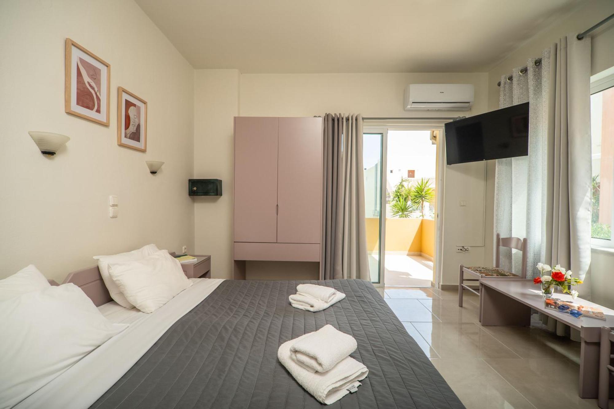 Manos Beachside Apartments Agia Marina  Bilik gambar