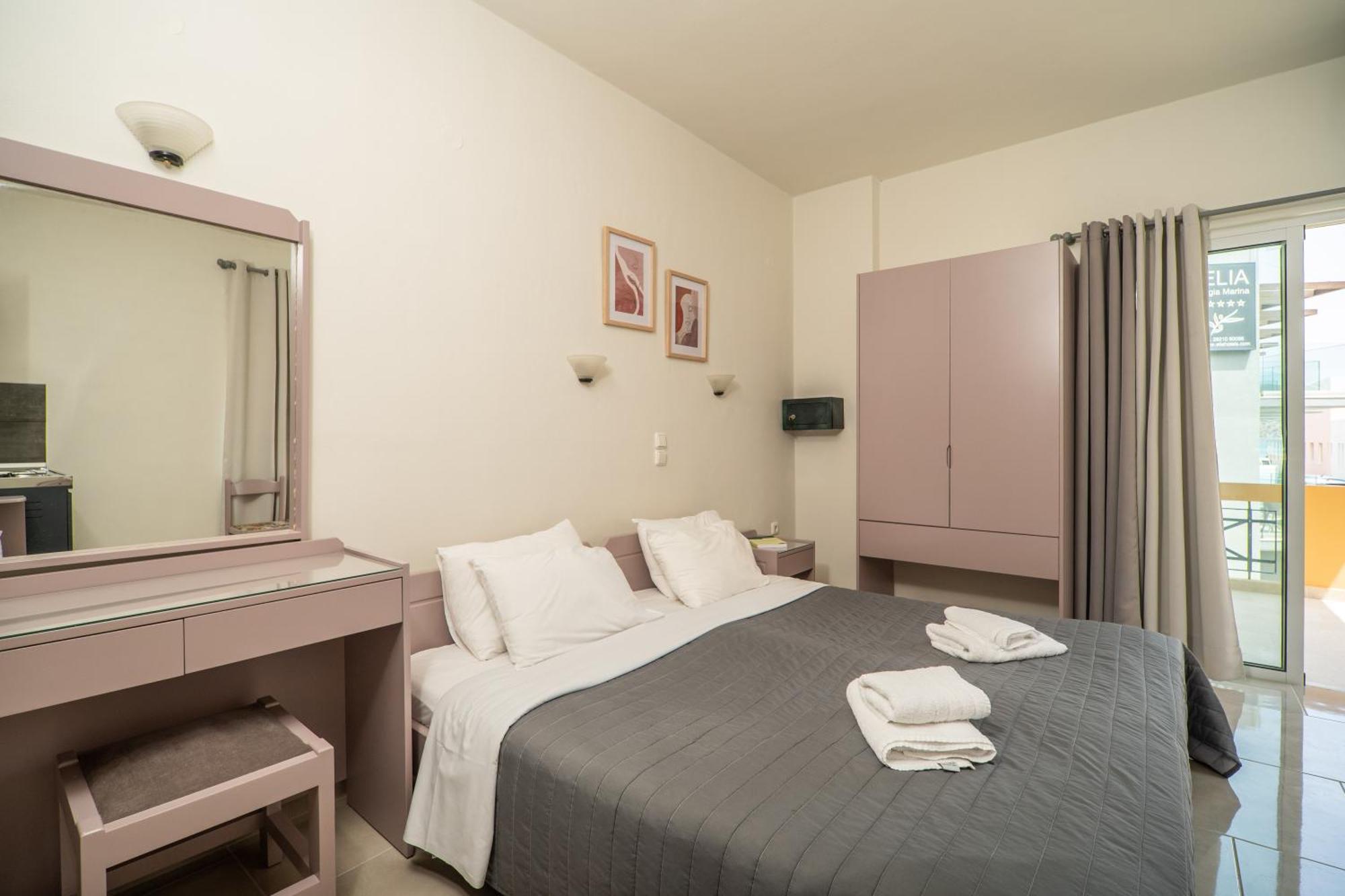 Manos Beachside Apartments Agia Marina  Bilik gambar
