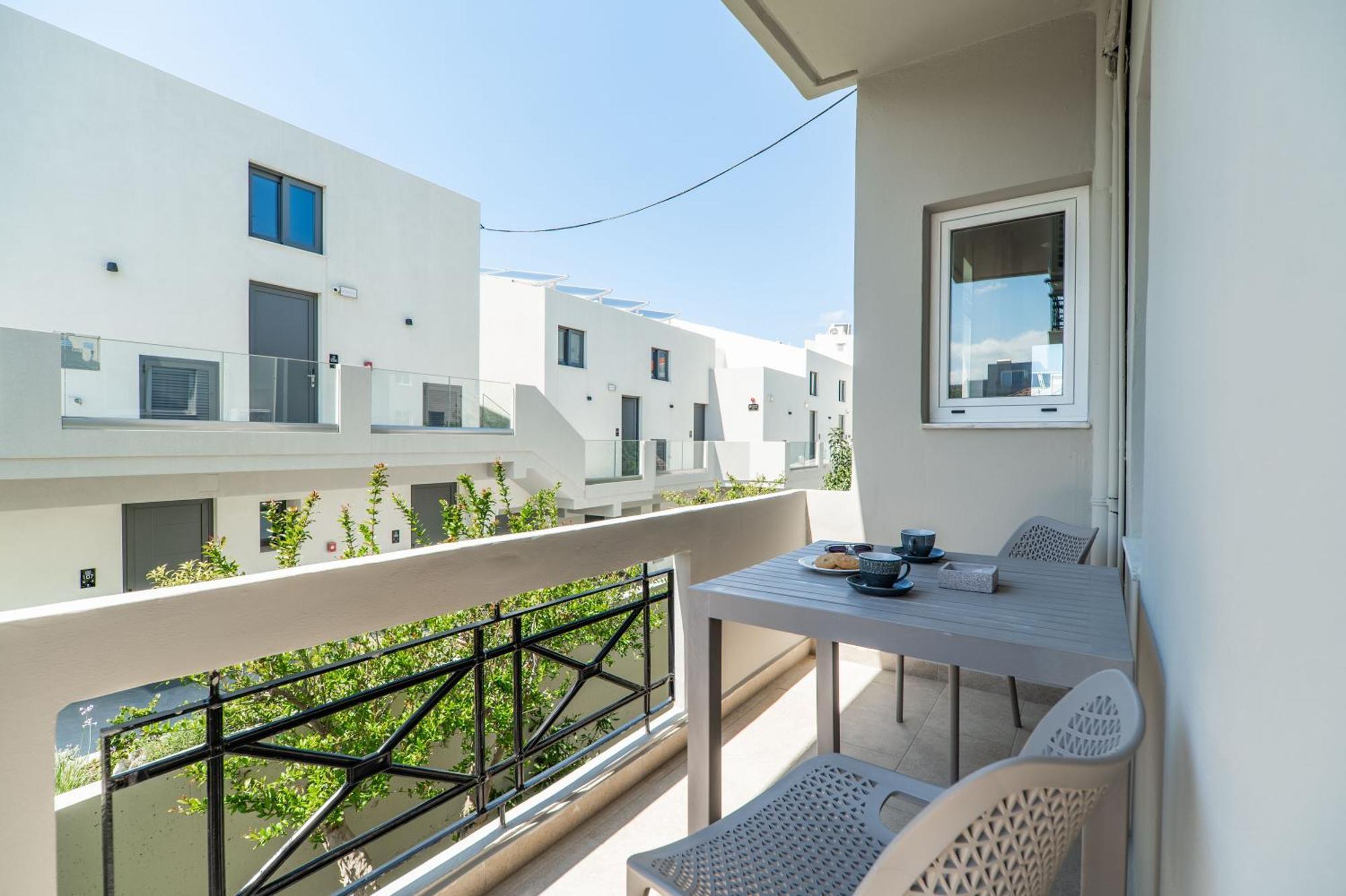 Manos Beachside Apartments Agia Marina  Bilik gambar