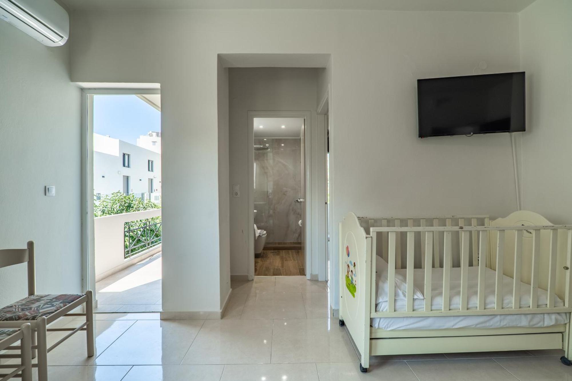 Manos Beachside Apartments Agia Marina  Bilik gambar